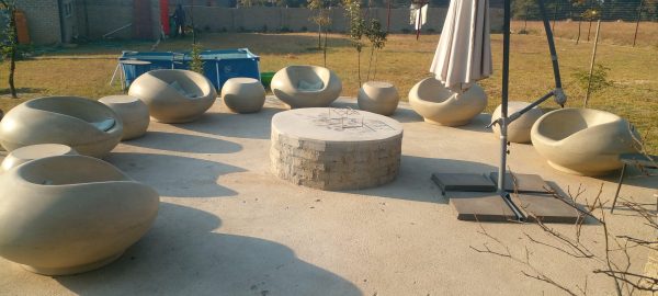 8755c3fc-c1c7-4f03-aec7-6370ec3145c1 6 Seater Bubble Set